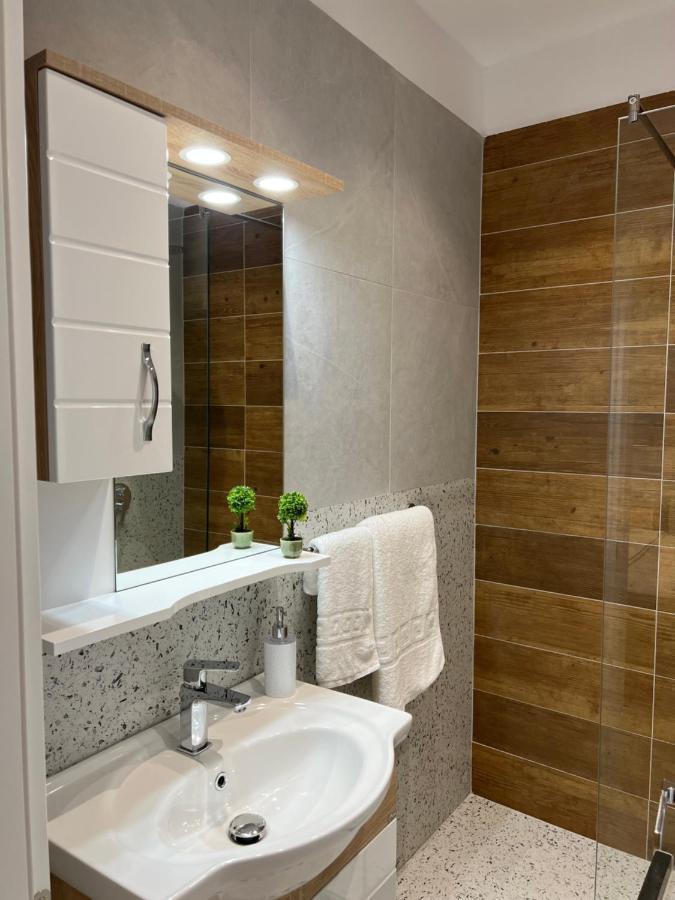 דורס Costa Adriatica Apartments מראה חיצוני תמונה
